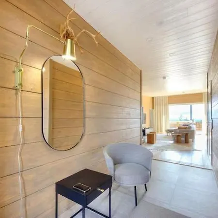Melix 280sqm In Lapland--'contact' Whatsap- '-before Booking# -l-1--4174-607--883-- * 사리셀카
